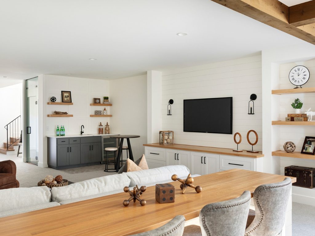 Custom Homes Wayzata Tudor 3